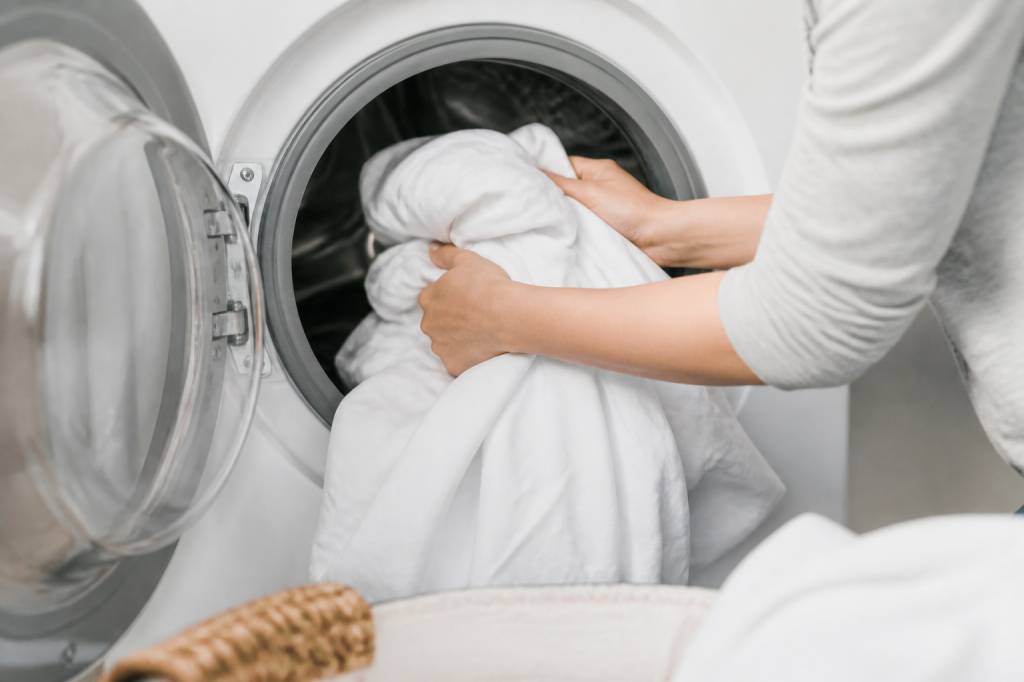 À combien laver des draps pour un linge propre et durable